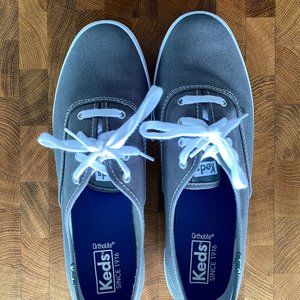 NEVER WORN WOMEN'S KEDS GREY CANVAS SNEAKERS